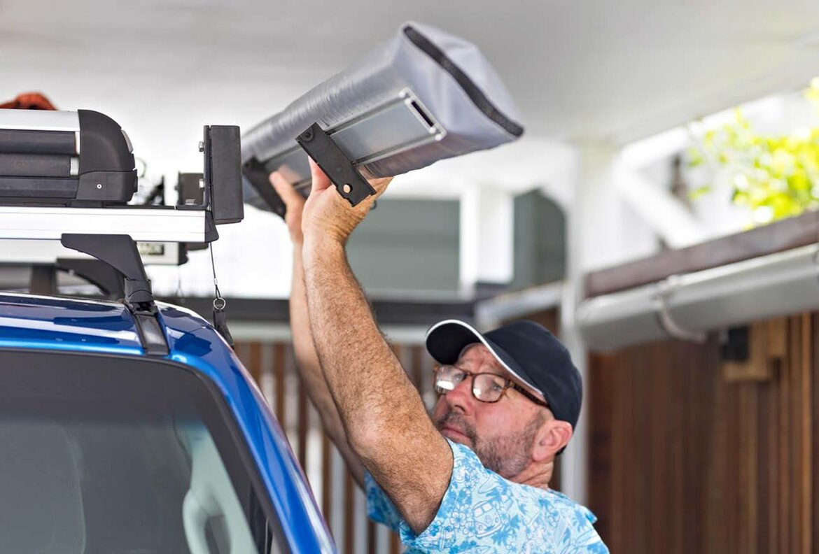 RACKSBRAX AWNING QUICK RELEASE HITCHES RACKSBRAX AWNING QUICK RELEASE HITCHES